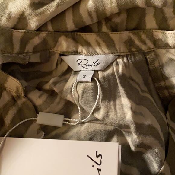 Rails Olive Zebra Print Long Sleeve Dress - Picture 4 of 4